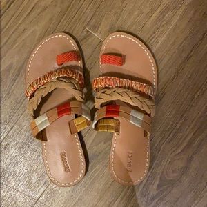 NWOT URBAN OUTFITTERS SANDALS